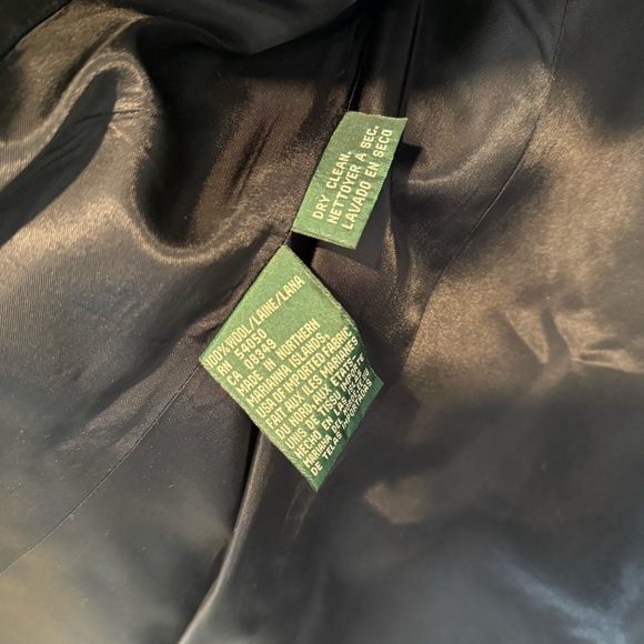 Vintage Lauren Ralph Lauren 100% Wool Blazer. - Picture 8 of 10